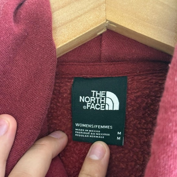 The North Face Half Dome Red 70% Cotton Long Sleeve Hoodie Sweatshirt Sz M  #492 - Picture 8 of 9